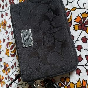 COACH wristlet purse. Signature Jacquard Black. Lobster claw. EUC 6" x 4"